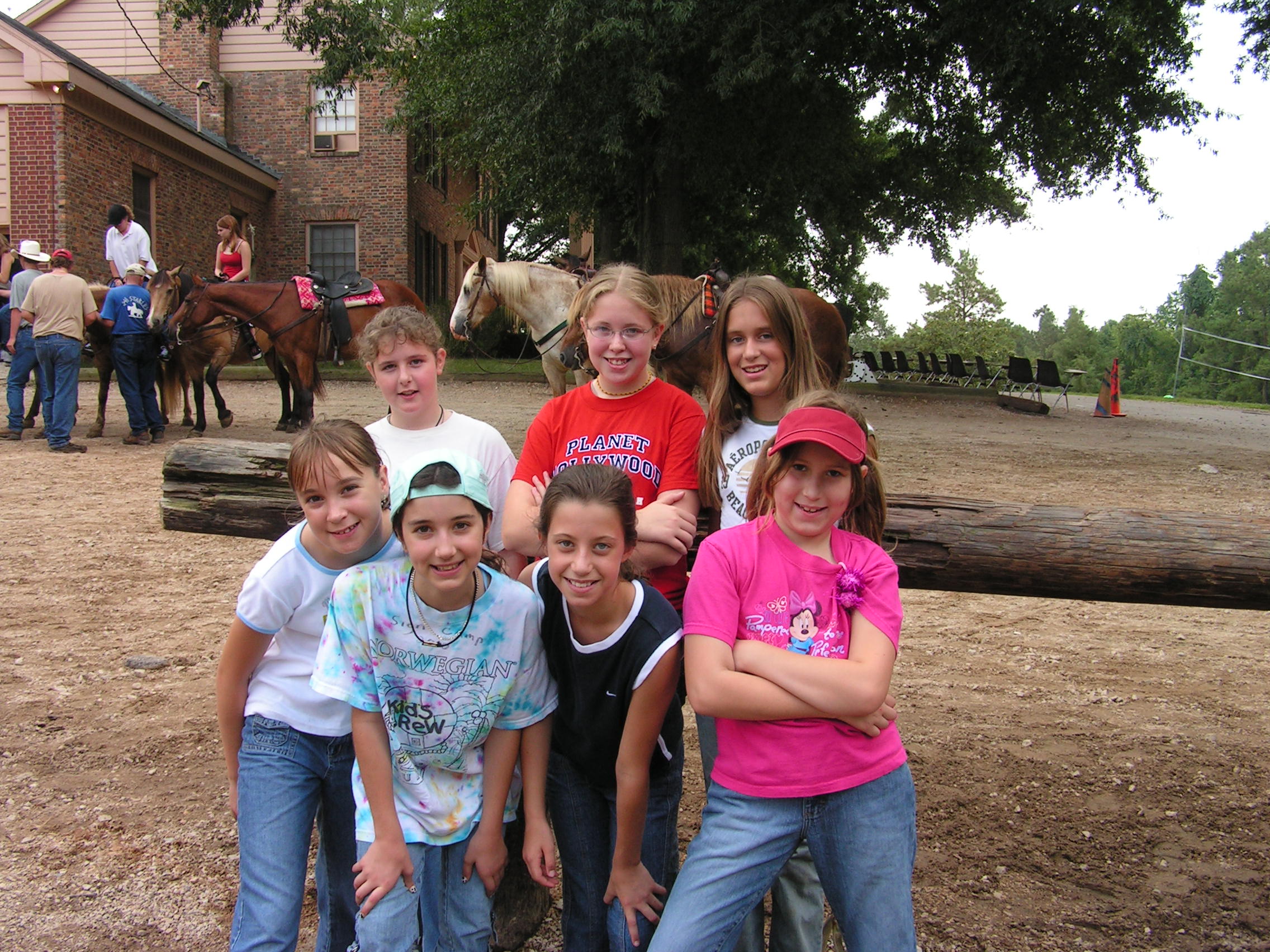 ./2004/J and H Stables/cars 11th horse party 04-0021.JPG